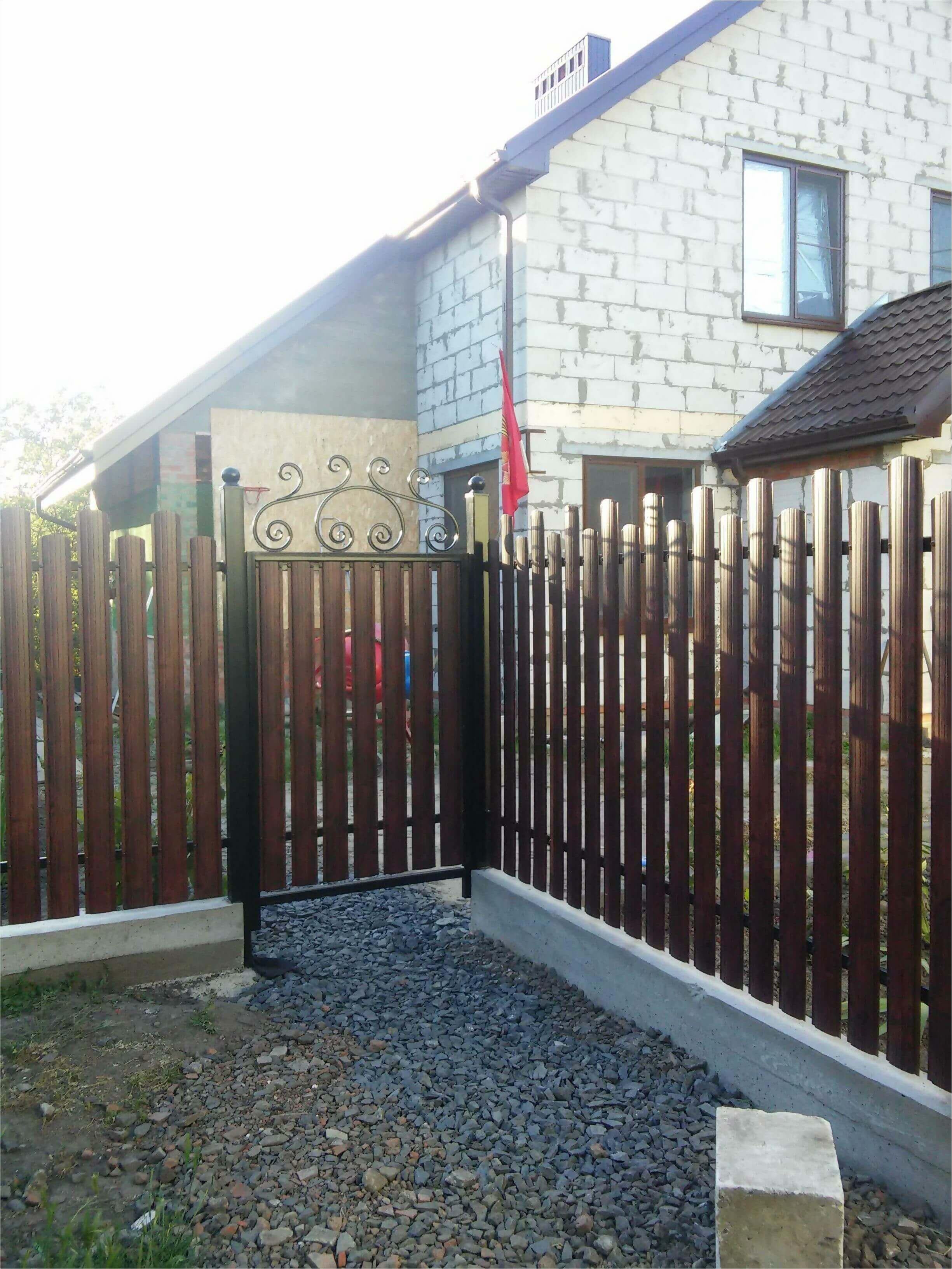 Забор из штакетника 90м фото3 в Алматы