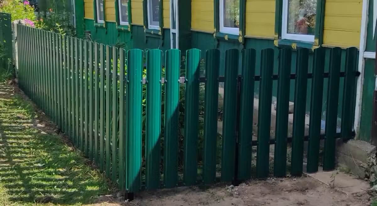 Заборчик из Евроштакетника 8м RAL6005/6005 Зеленый Мох двусторонний в Алматы