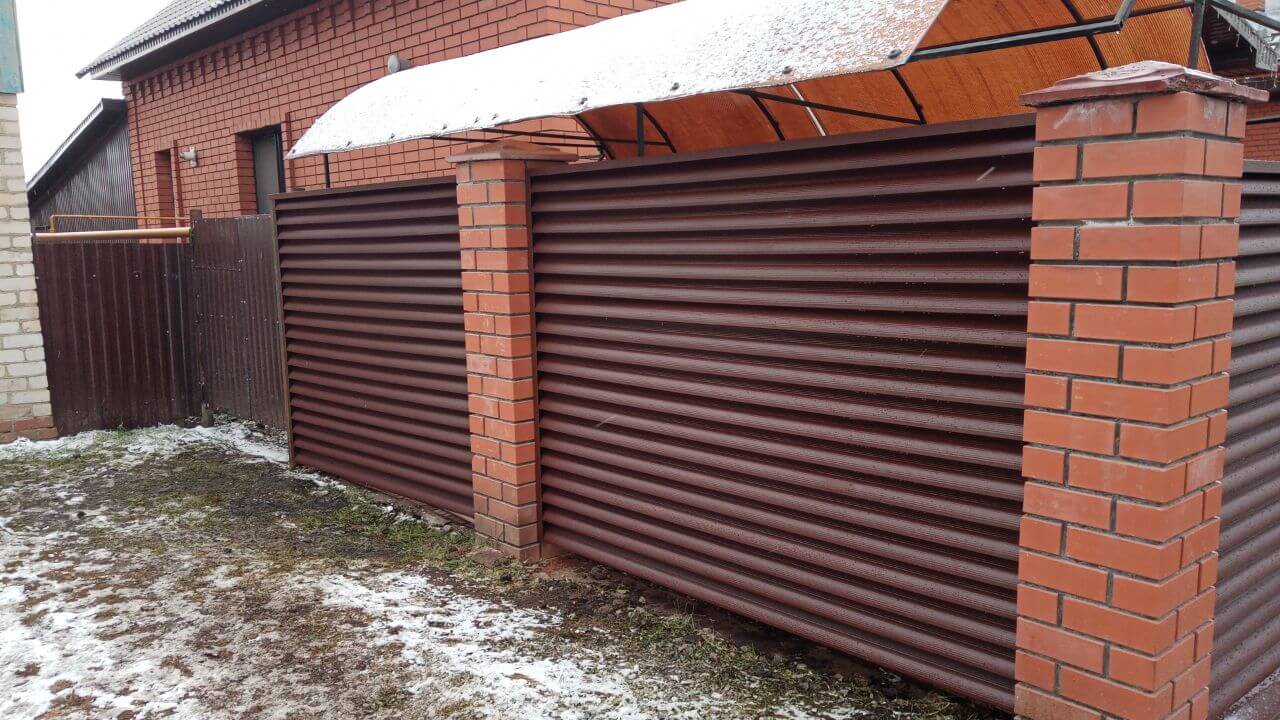 Забор из ламелей еврожалюзи 12м RAL8017/8017 Шоколад двусторонний МАТТЕ фото 4 в Алматы