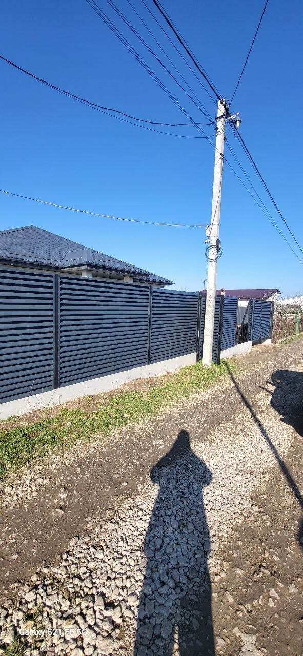 Забор из ламелей еврожалюзи 30м RAL7024/7024 Серый Графит двусторонний фото 1 в Алматы