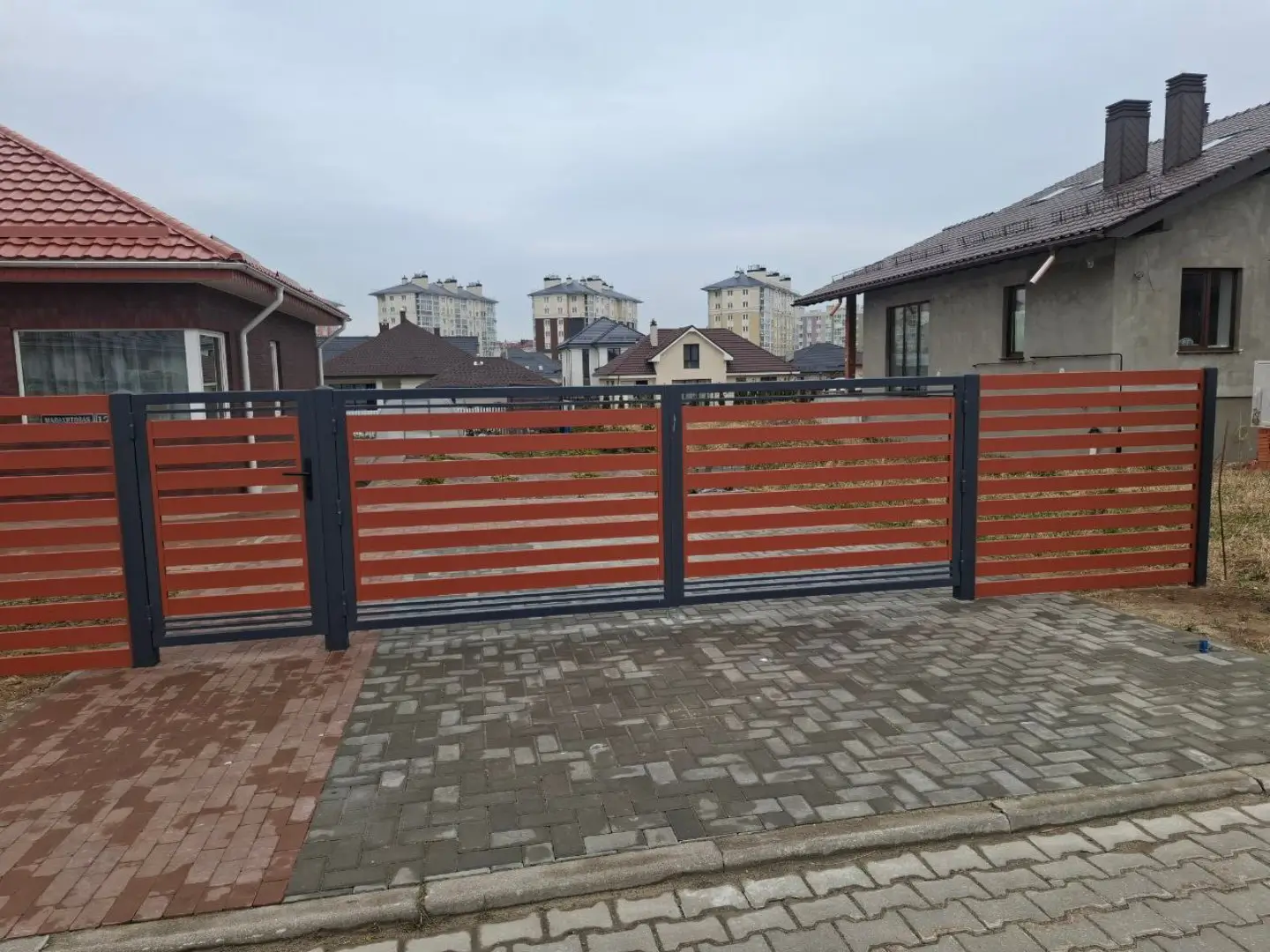 Забор-ранчо из металлопланкена 18м RAL8004 Терракотовый фото 2 в Алматы